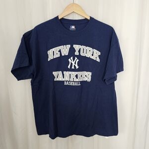 MLB Genuine Merchandise Men's New York Yankees Navy Graphic T-Shirt XL